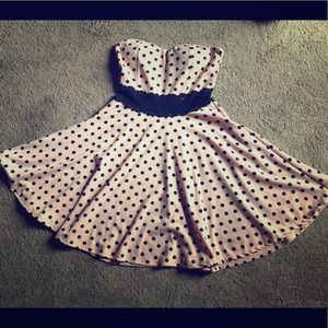 Strapless peach polka dot w lace detail